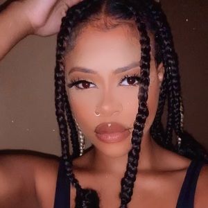 Meet your Posher, Destiny